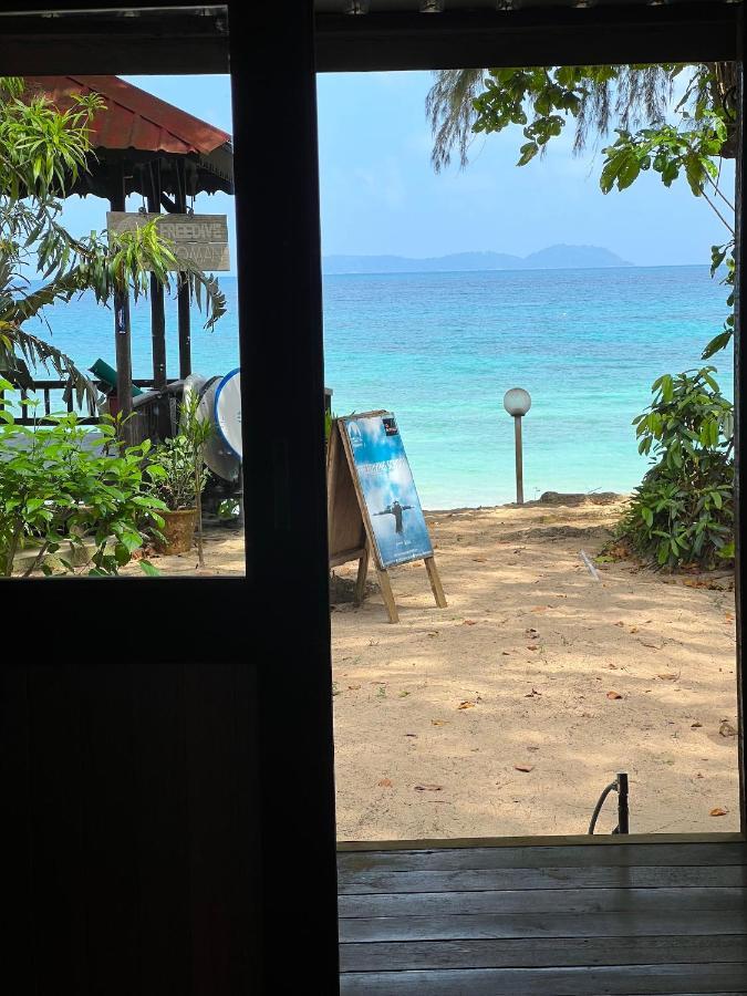 Swiss Cottage Tioman Kampong Ayer Batang Exterior foto